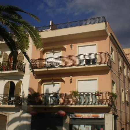 Bilocale A Pochi Passi Dal Mare Appartamento Giardini Naxos