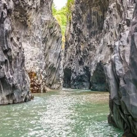 Appartamento Bilocale A Pochi Passi Dal Mare Giardini Naxos